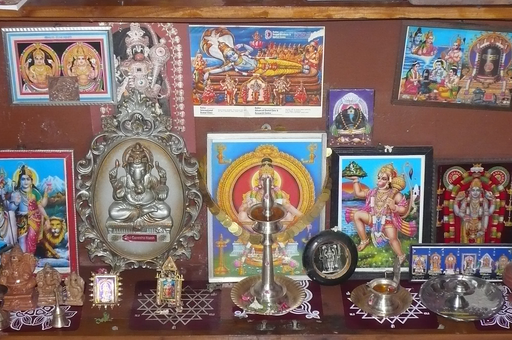 hinduistische Gottheiten, Hausschrein